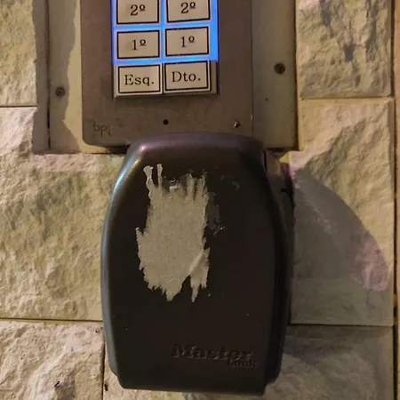 Do Mar - Golden Daire